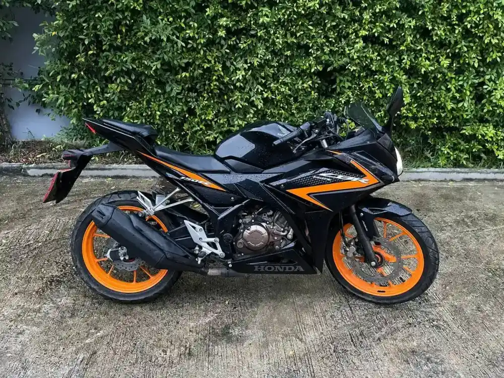 Honda CBR 150 (2021) — 3
