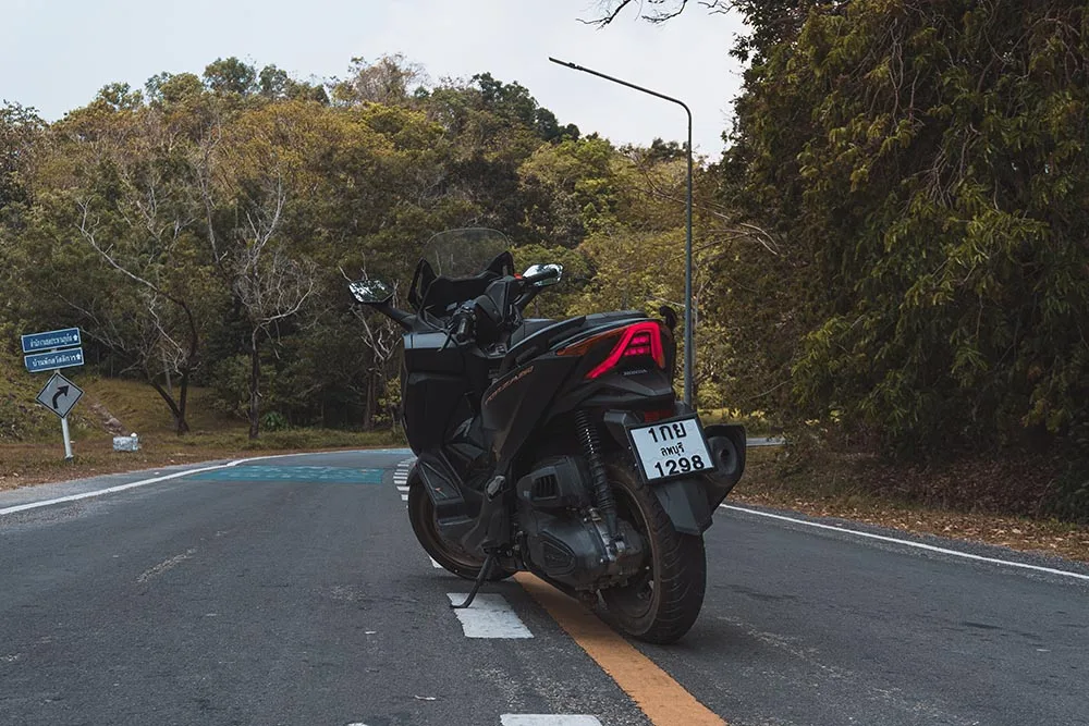 Honda Forza 350 (2024) — 2