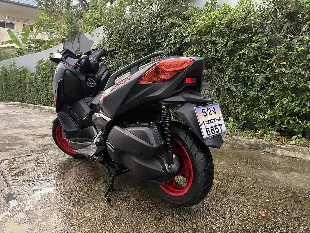 Yamaha Xmax 300 (2024) — 2