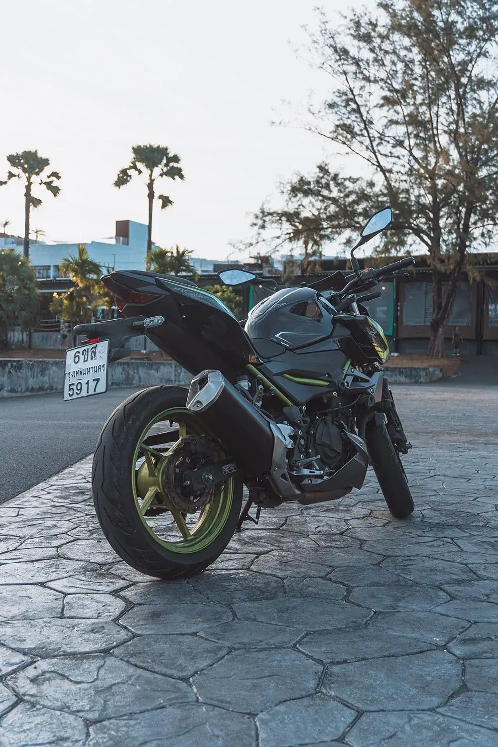 Kawasaki Z400 — 2